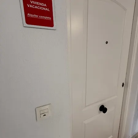 Apartman Con Terraza En Playa De Usil *