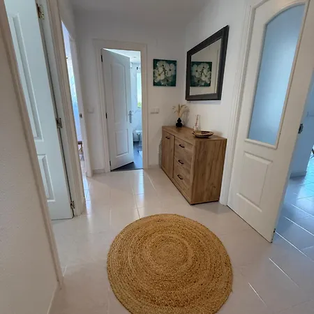 Apartment Con Terraza En Playa De Usil *