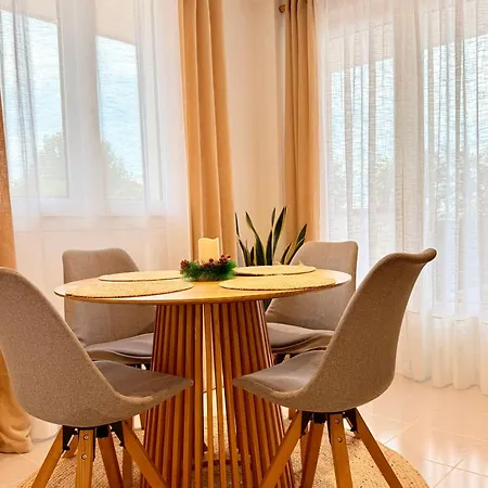 Apartman Con Terraza En Playa De Usil Mogro