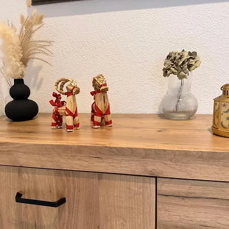 Con Terraza En Playa De Usil Apartman *