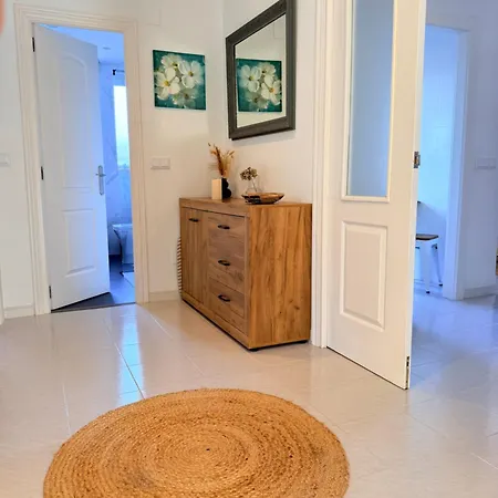 Apartment Con Terraza En Playa De Usil