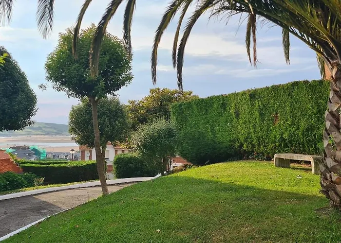 Con Terraza En Playa De Usil