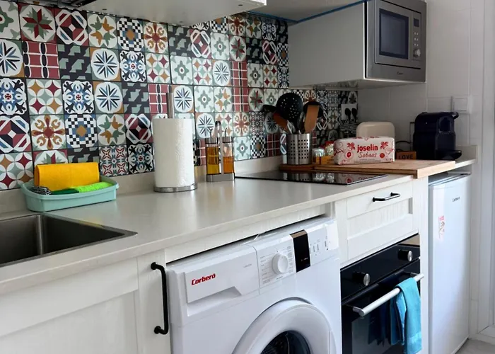 Con Terraza En Playa De Usil Apartment