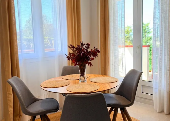 Con Terraza En Playa De Usil Apartment Mogro