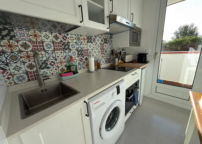 Con Terraza En Playa De Usil